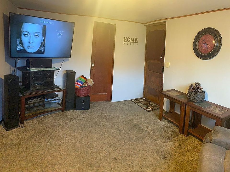 1st image of 304 W Bartlett Ave