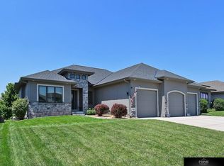 8946 N 172nd St, Bennington, NE 68007