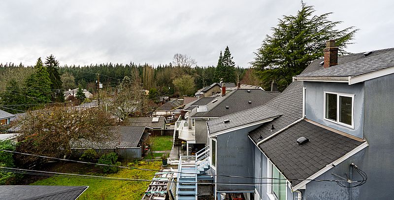 Vancouver House for rent - 5 Bedrooms — photo 38