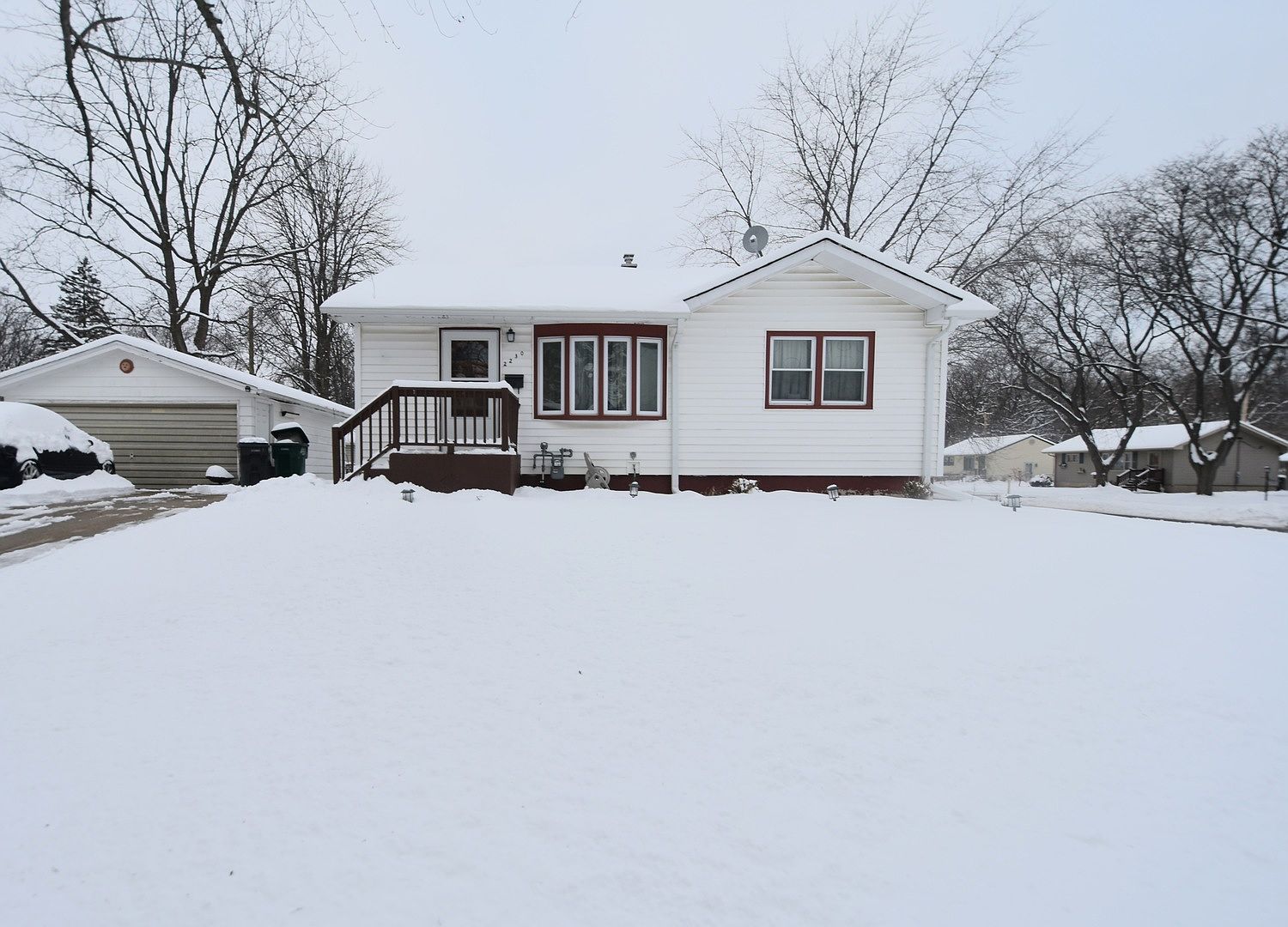 2230 W Greenwood Ave, Waukegan, IL 60087 Zillow