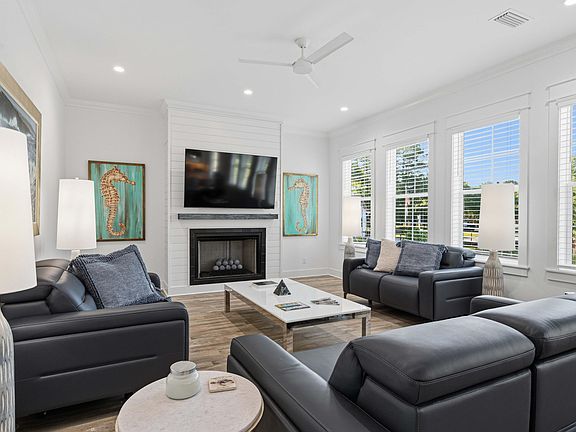 2nd image of 35 Paradise Dr