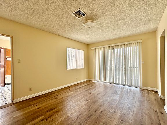 Den / Family room