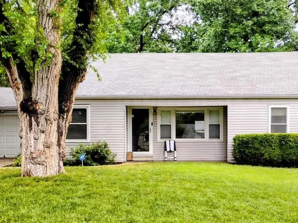 2015 S 15th St, Kansas City, KS 66103