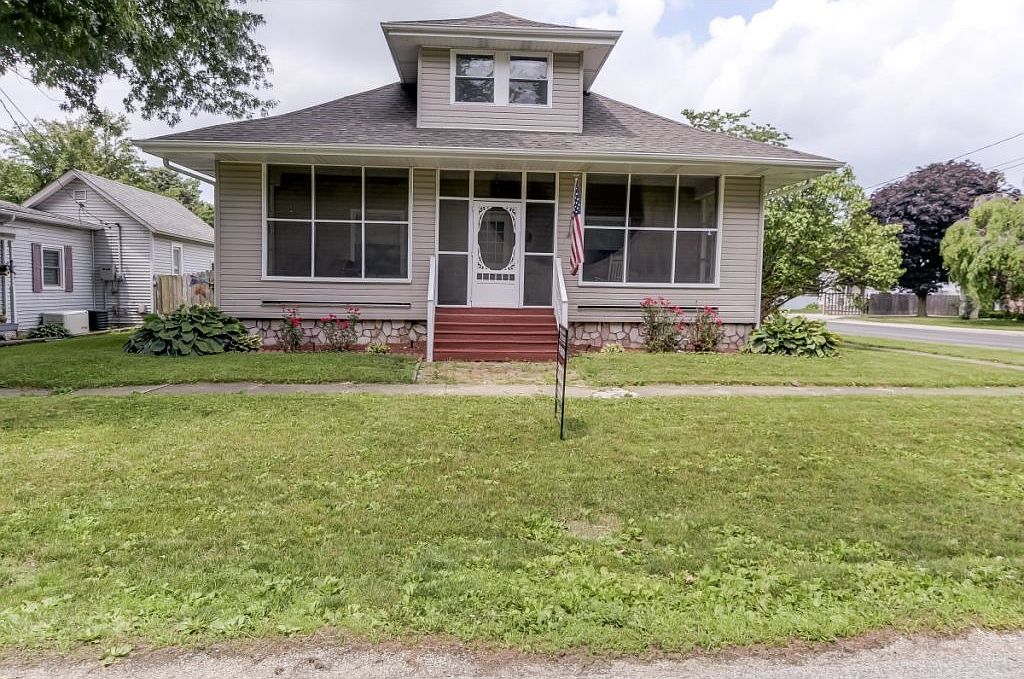 102 W Hunt St, Cerro Gordo, IL 61818 Zillow