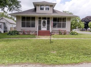 102 W Hunt St, Cerro Gordo, IL 61818