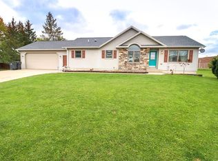 306 W 28th Cir, Marshfield, WI 54449