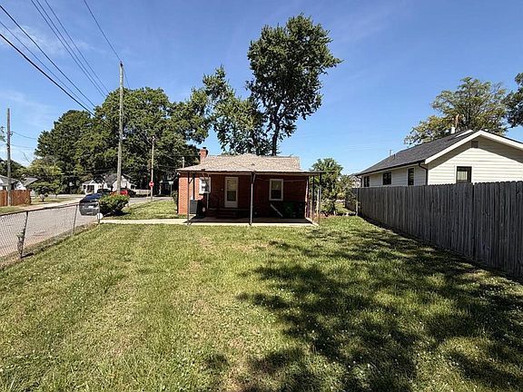 4th image of 1217 Enderly Rd
