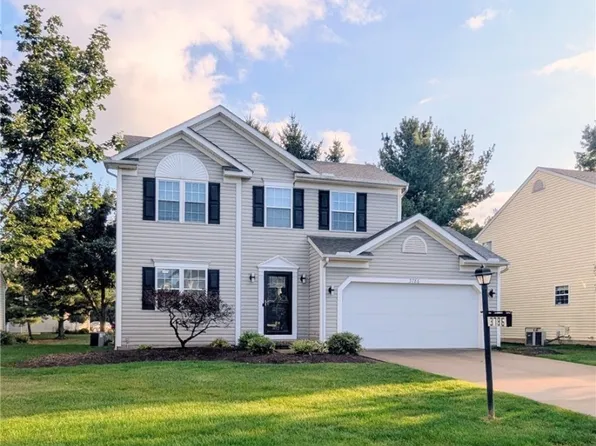 3786 Chelsea Dr, Brunswick, OH 44212