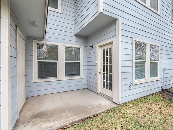 2nd image of 1239 Canyon Creek Cir