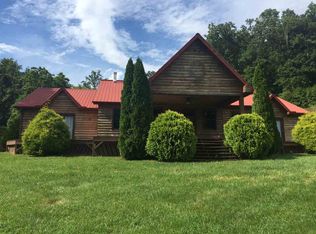 428 Large Farm Rd, Greenup, KY 41144