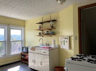 99 Grosvenor St APT 3, Athens, OH
