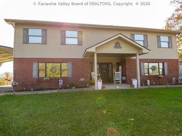 111 Deer Run Dr, Huntington, WV 25704