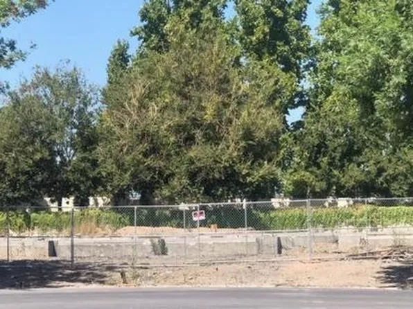 6102 Huntingdale Cir, Stockton, CA 95219