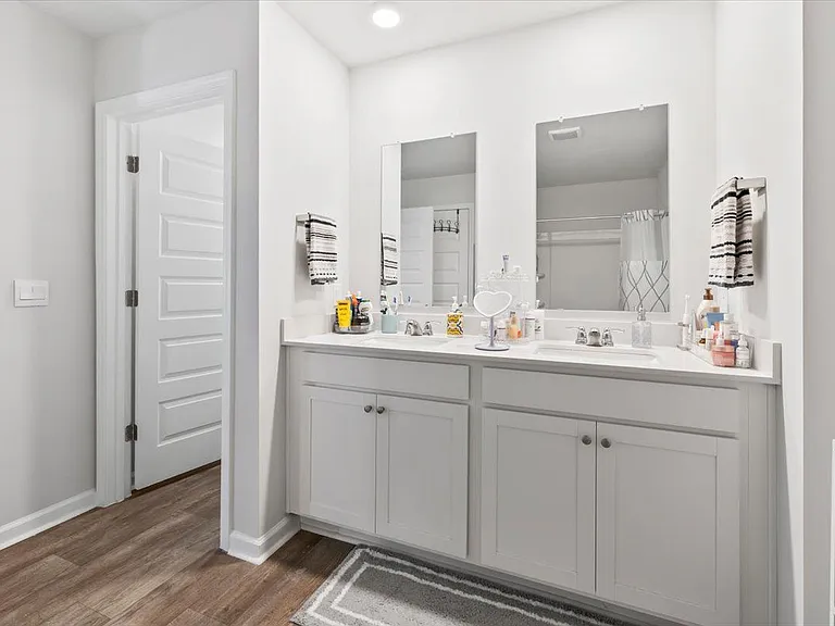 214 Ellie Way — Photo 20