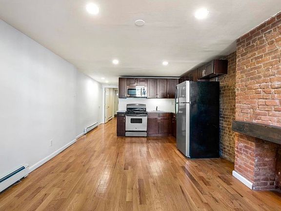 5th image of 65 Atlantic St #1