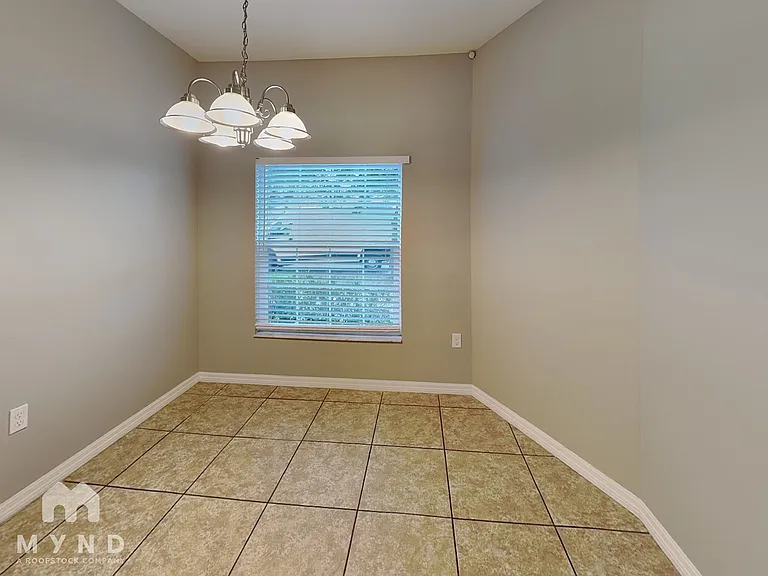 7951 Harbor Bridge Blvd — Photo 4