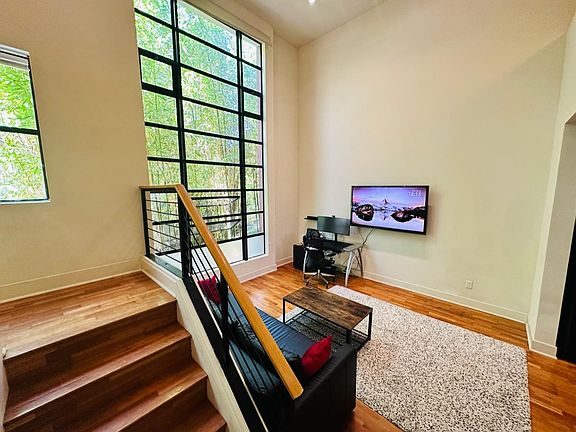 5th image of 350 E Mission St