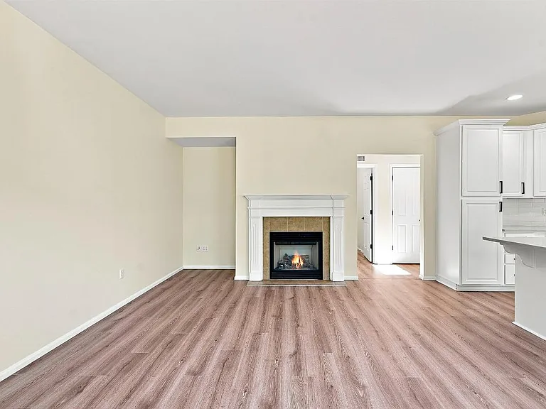 6038 Discovery St E — Photo 20