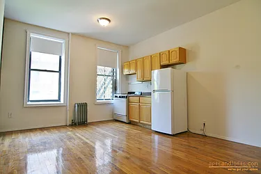 Rented by aptsandlofts.com