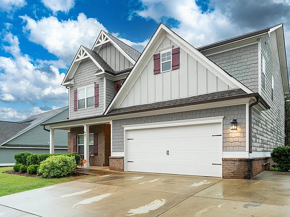 4th image of 595 Lakeridge Dr