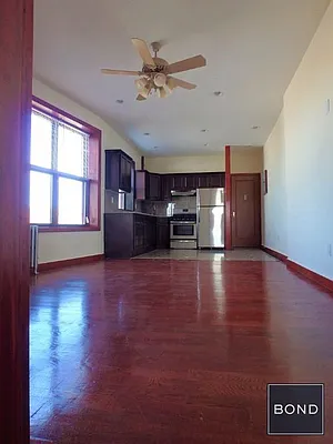 Rented by Bond New York | media 25