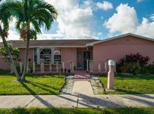 20402 SW 117th Ct, Miami, FL 33177