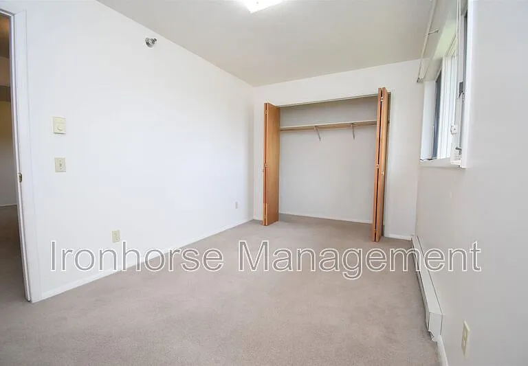 813 W Villard St #76 — Photo 23