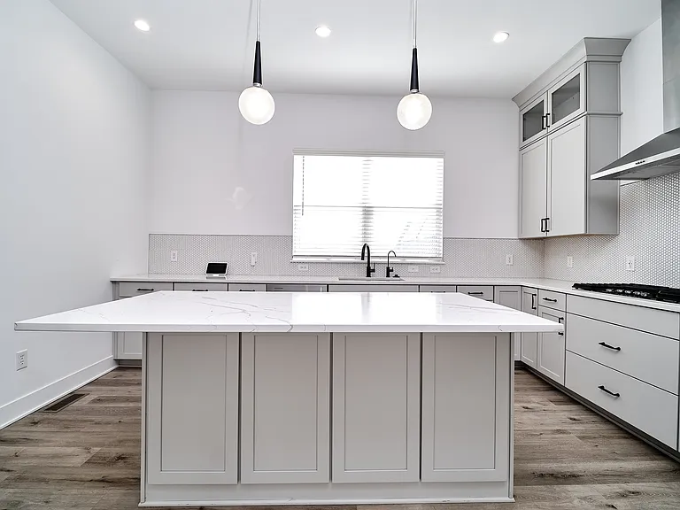 519 Fulton St — Photo 14
