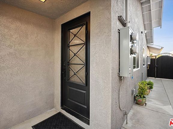 2nd image of 9728 Kessler Ave #9728
