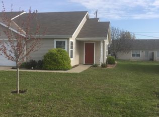 612 Goodrich Dr, Manhattan, KS 66502