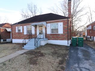 2138 Fairhaven Dr, Saint Louis, MO 63136