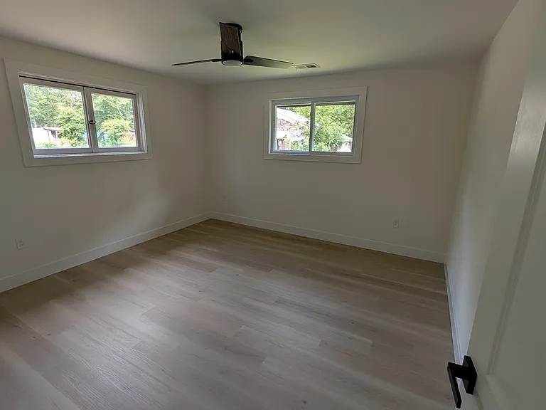 555 Bilper Ave — Photo 13