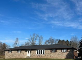 40 Trails End Rd, Honesdale, PA 18431