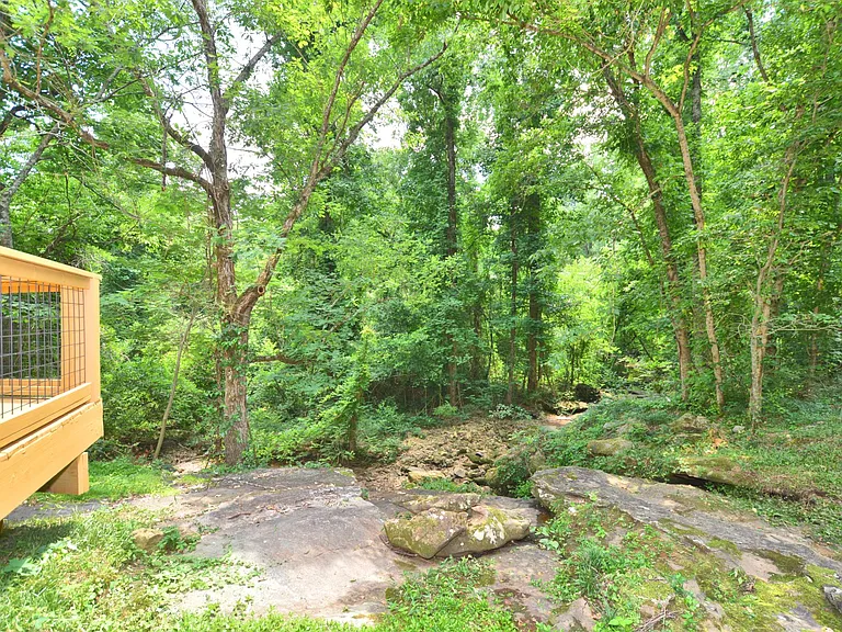 2268 Pine Ln — Photo 17