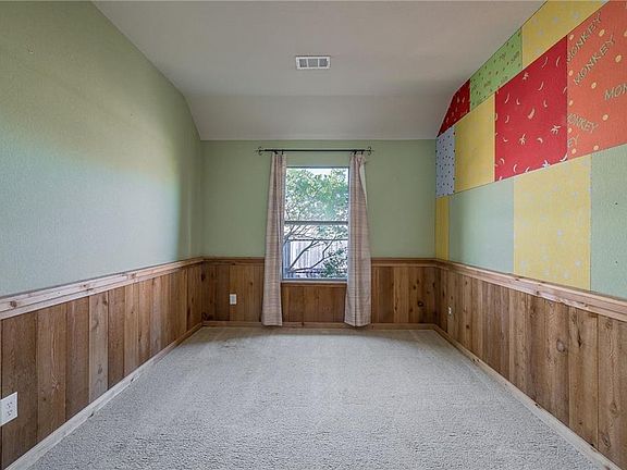 5th image of 121 Briar Grove Dr