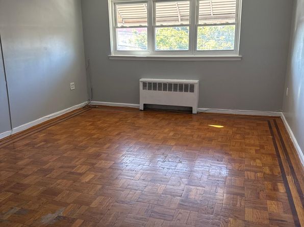 (undisclosed Address)