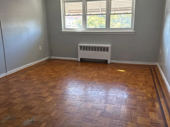 (undisclosed Address), Bronx, NY 10467