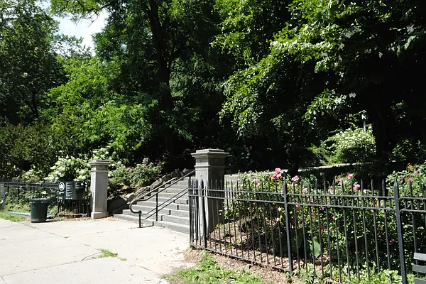 Rented by Compass | media 3