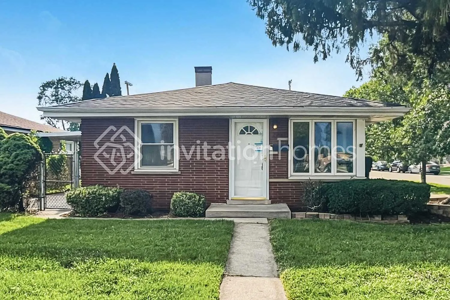 7700 Monitor Ave Burbank, IL 60459 — Photo 1