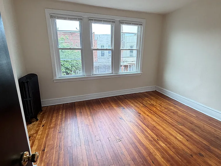 2209 S Beechwood St — Photo 14