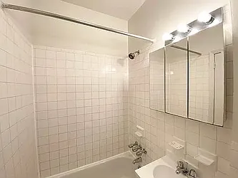 Rented by Jonis Realty