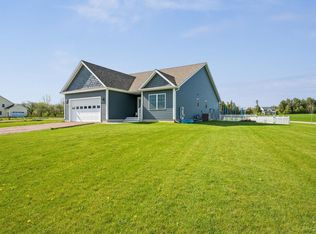 49 Hill Rd, South Hero, VT 05486