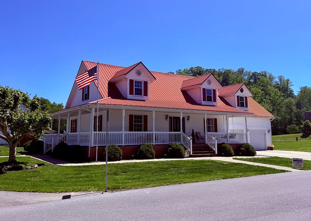 2200 Henry St - Property Image
