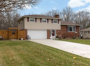 7431 Mountain Park Dr, Mentor, OH 44060
