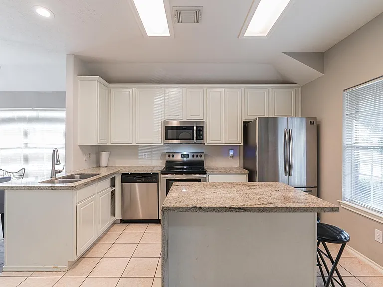 46 S Wynnoak Cir — Photo 22