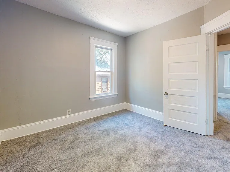 3222 W 94th St — Photo 57