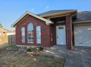 709 Stone Mesa Ct, Arlington, TX 76001