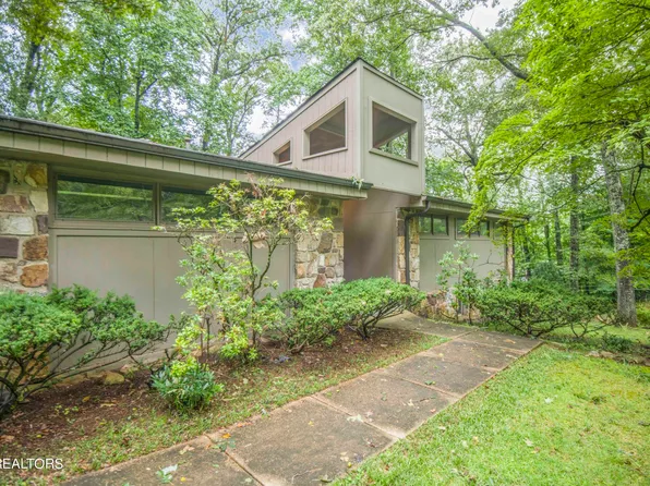 5501 Glen Cove Dr, Knoxville, TN 37919