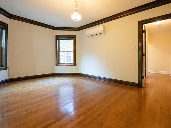 5th image of 3318 W Belden Ave #1