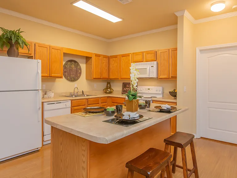 Arbor Place Apartments — Photo 14